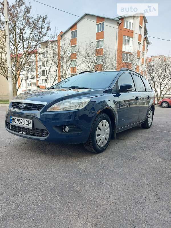 2010 ford focus