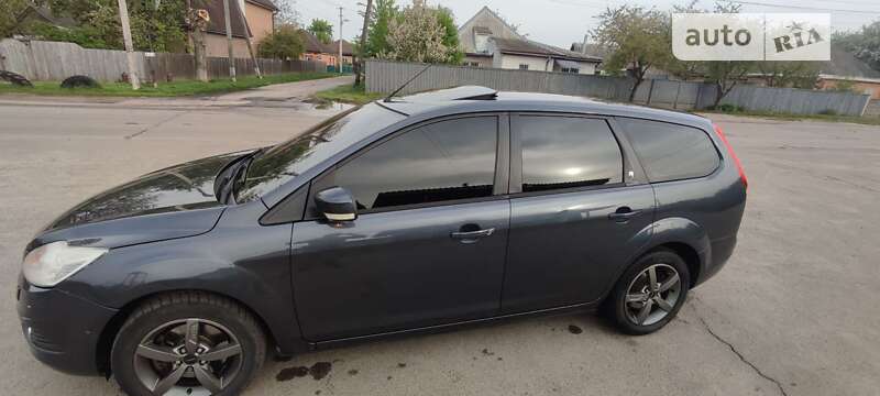 2010 ford focus