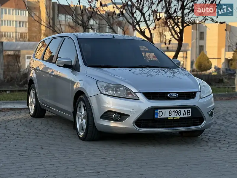 2010 ford focus