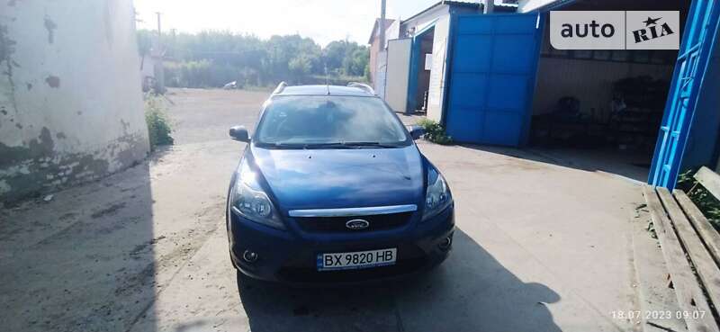 2010 ford focus