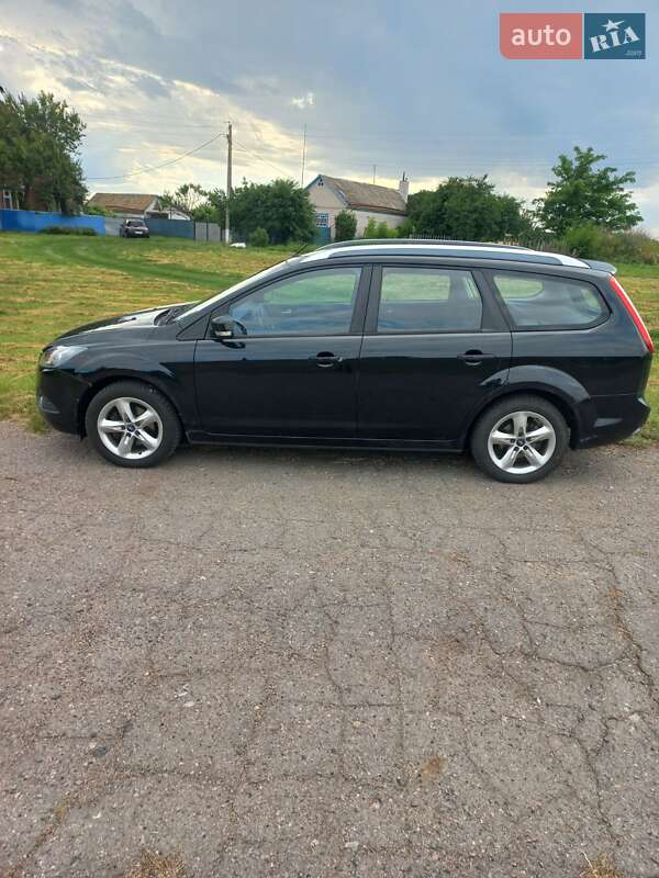 2010 ford focus