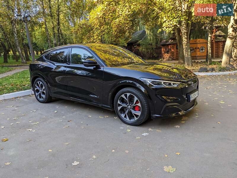 2021 ford mustang mach-e