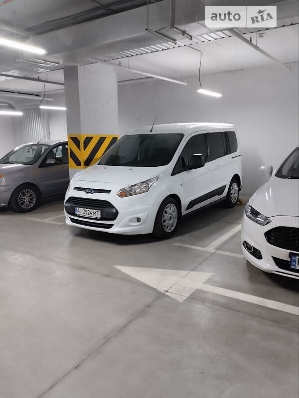 2014 ford tourneo-connect