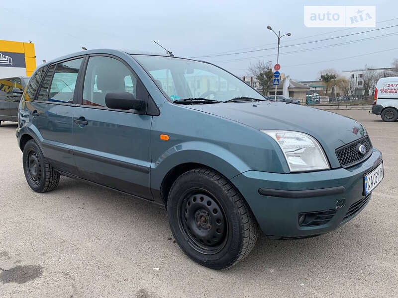 2004 ford fusion