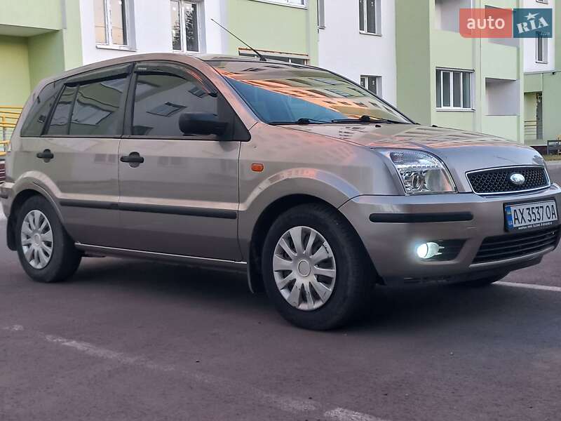 2003 ford fusion