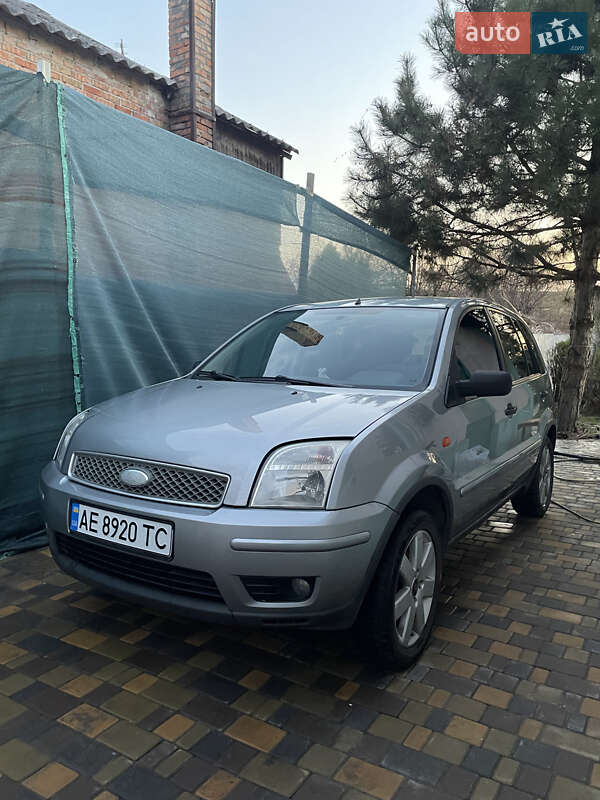 2003 ford fusion