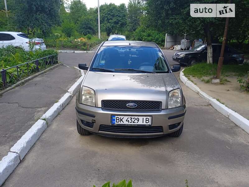 2003 ford fusion