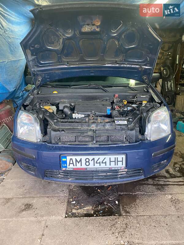 2003 ford fusion