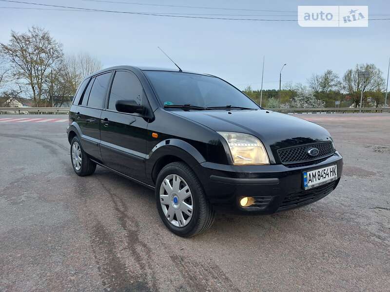 2004 ford fusion