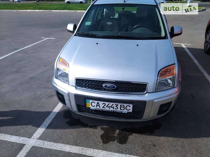 2010 ford fusion