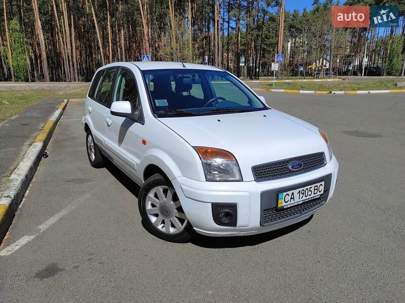 2010 ford fusion