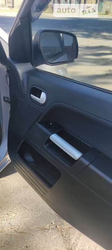 2011 ford fusion