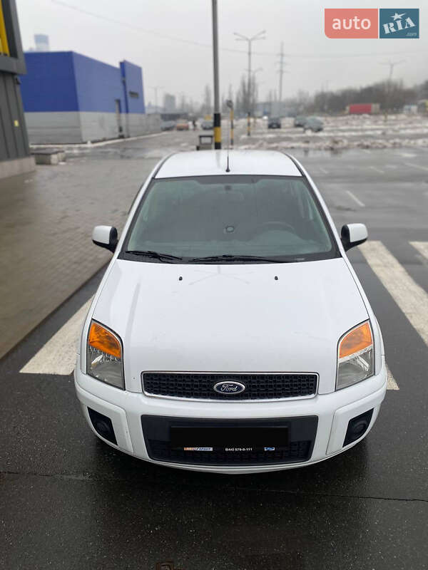 2011 ford fusion