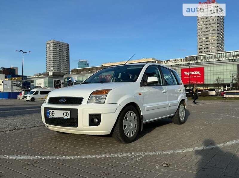 2011 ford fusion