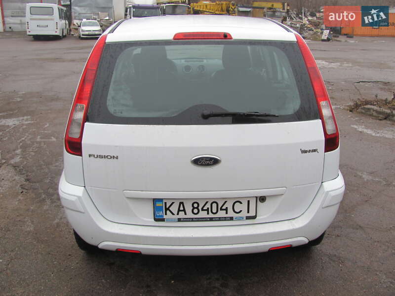 2011 ford fusion