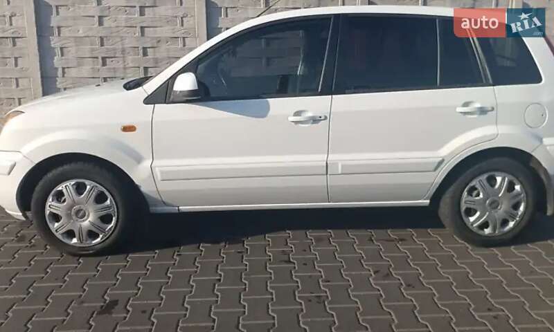 2011 ford fusion
