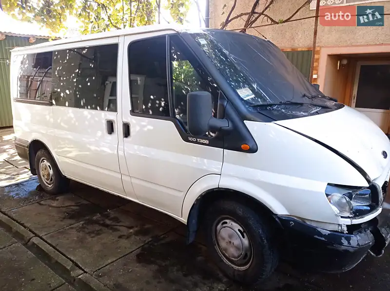 2005 ford transit