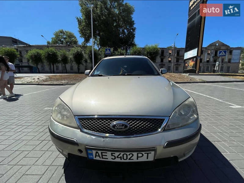 2004 ford mondeo