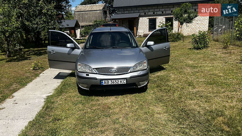 2004 ford mondeo
