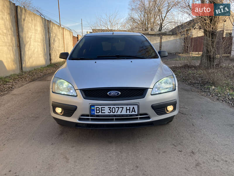 2004 ford focus