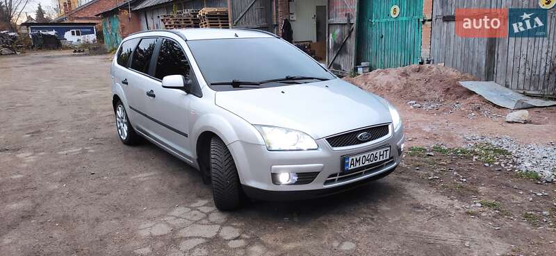 2004 ford focus