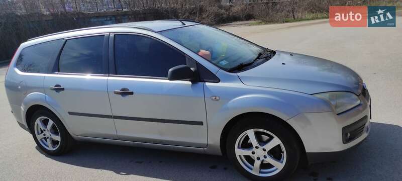 2005 ford focus