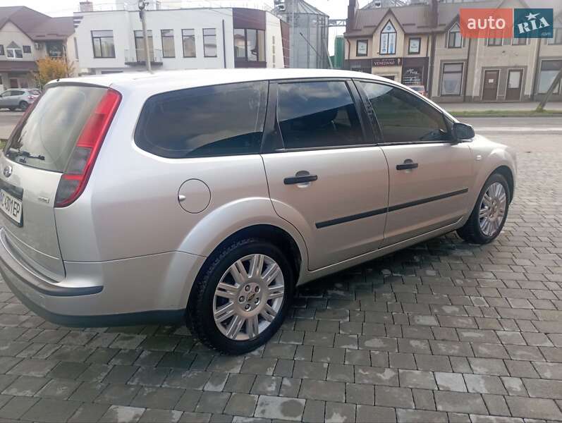 2005 ford focus