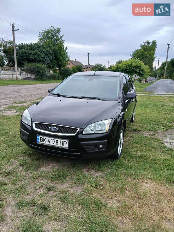 2005 ford focus