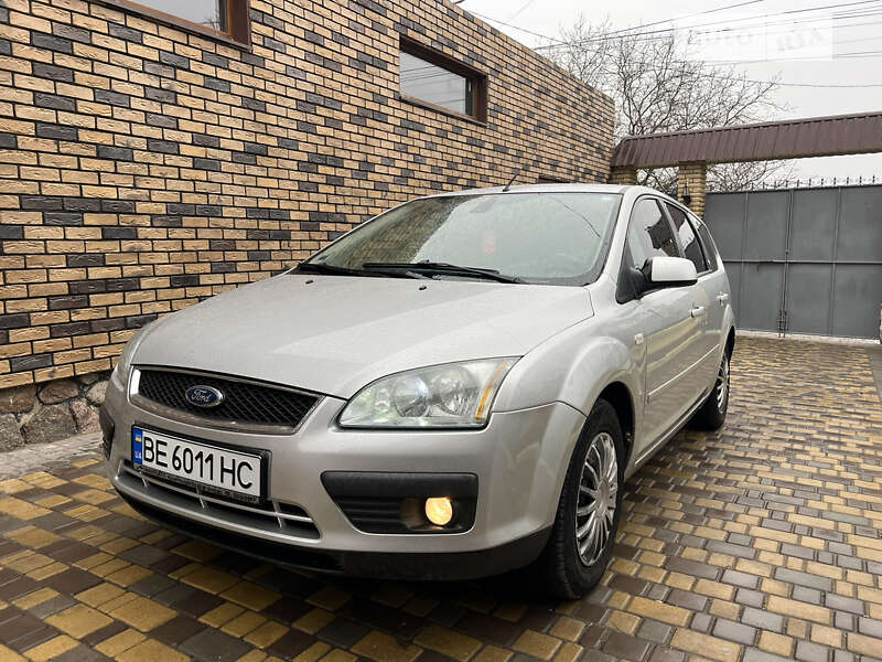 2005 ford focus