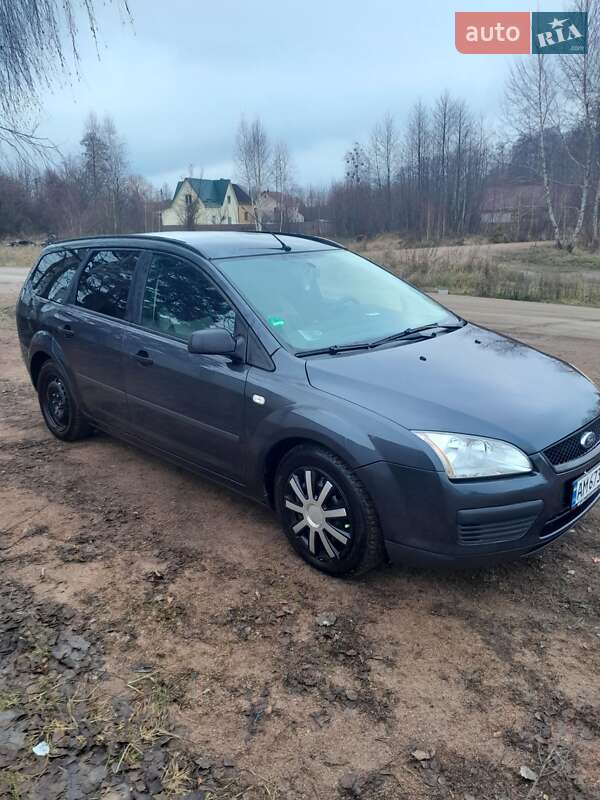 2005 ford focus