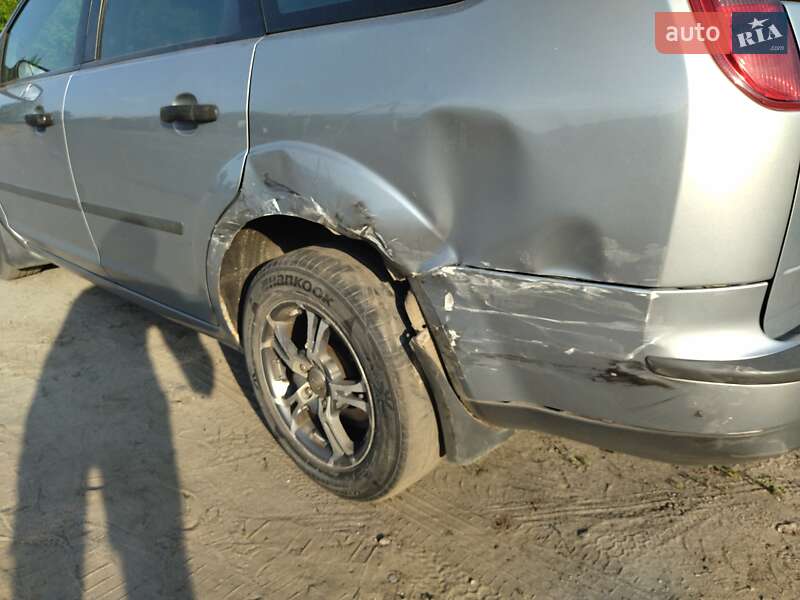 2005 ford focus