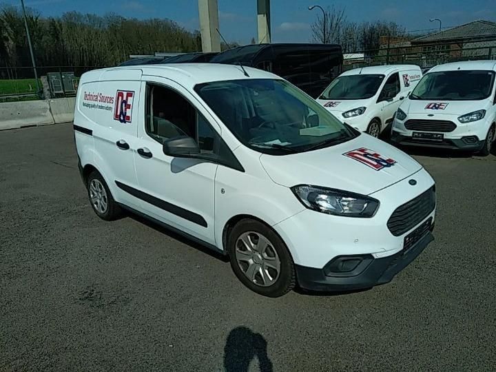 2019 ford transit courier panel van