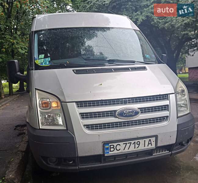 2013 ford transit custom