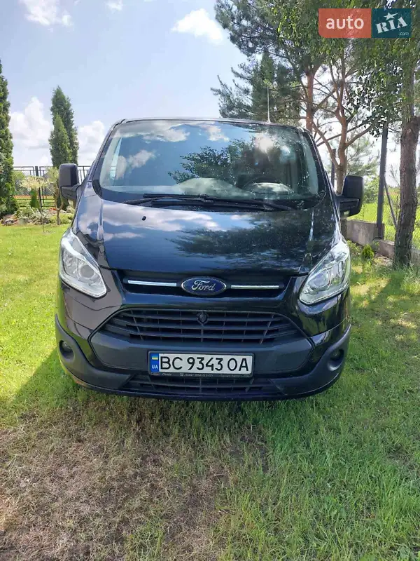 2015 ford transit custom