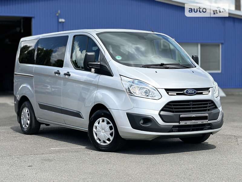 2015 ford transit custom