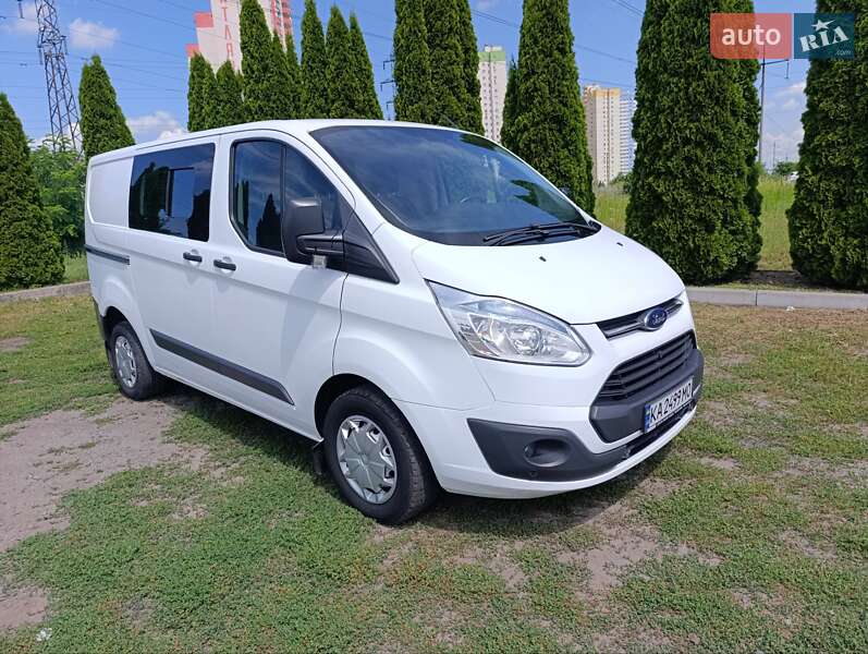 2016 ford transit custom