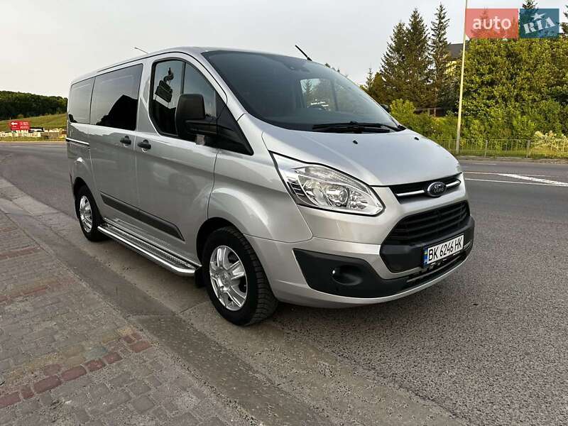 2016 ford tourneo custom