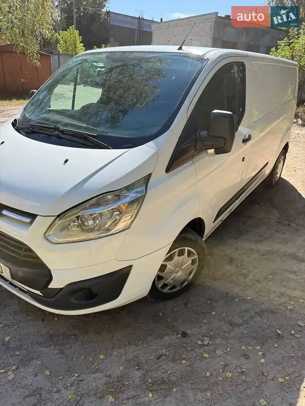 2017 ford transit custom