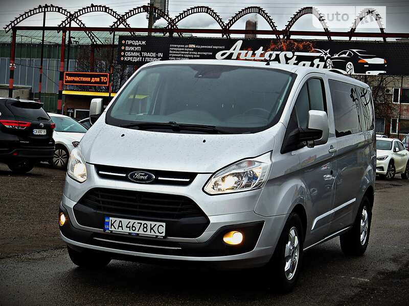 2017 ford transit custom
