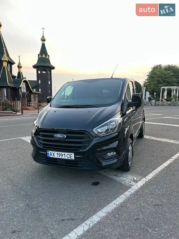 2018 ford transit custom
