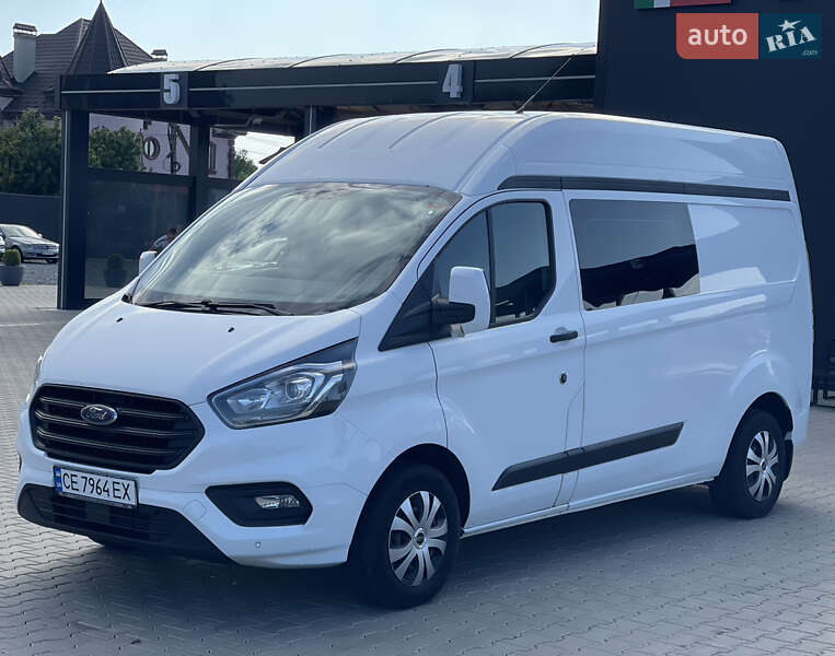 2019 ford transit custom