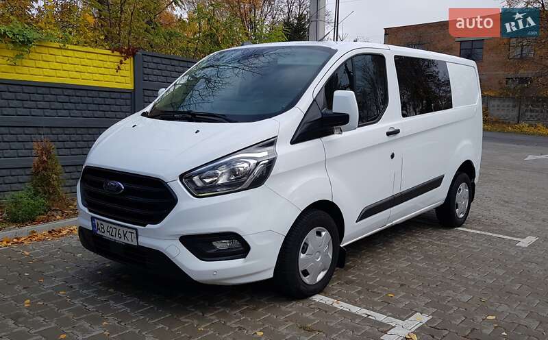 2020 ford transit custom