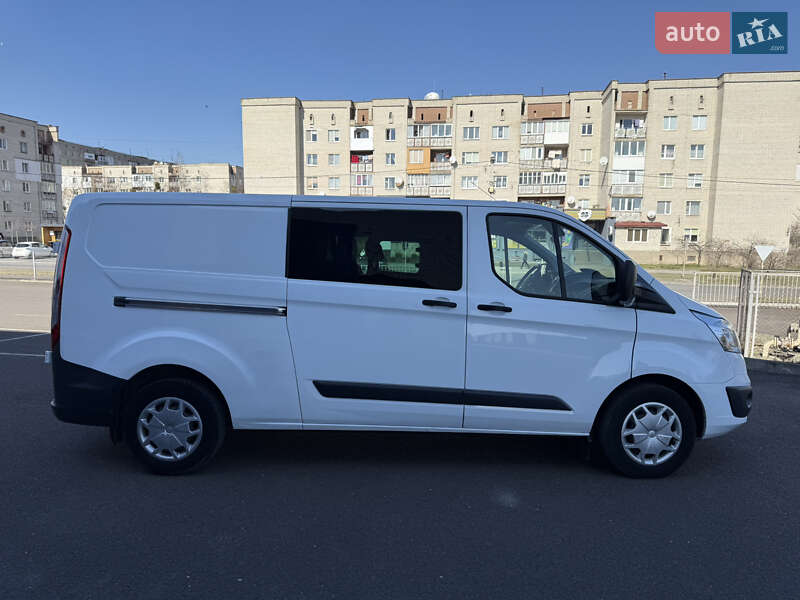 2015 ford transit custom