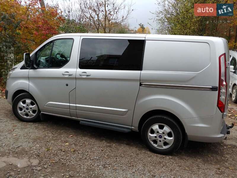 2016 ford transit custom