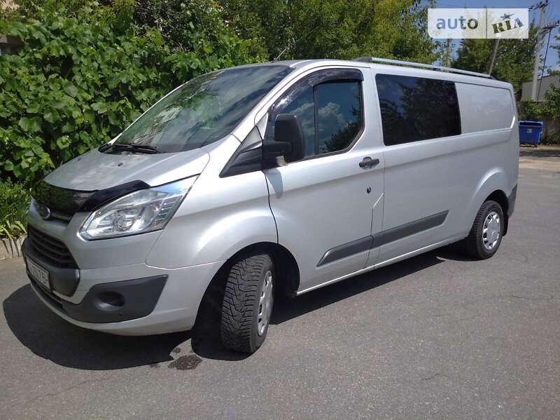 2016 ford transit custom