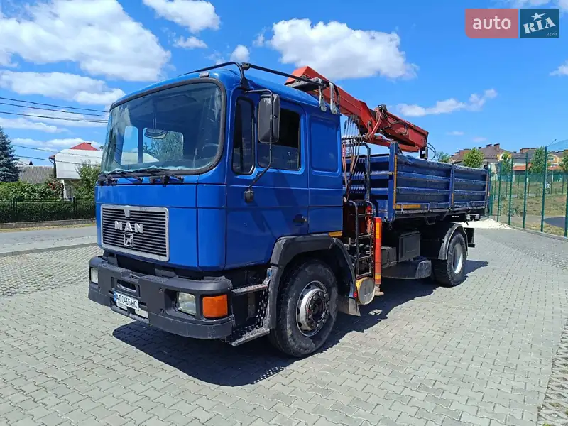 1994 man 19-262