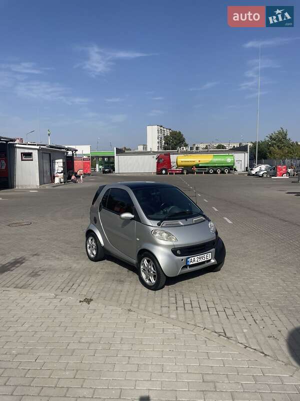 2001 smart mc 01
