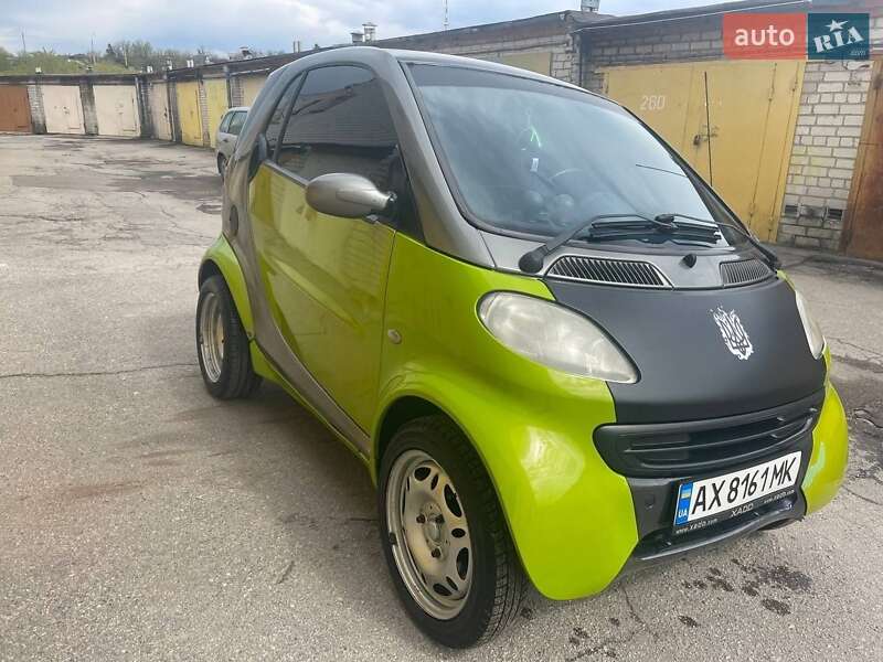 2001 mercedes-benz smart 0-6