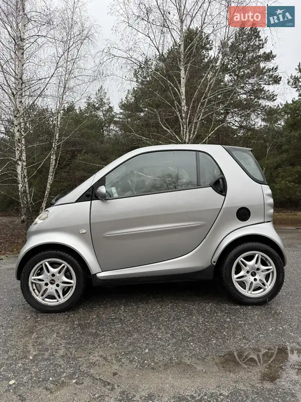 2001 smart mc 01