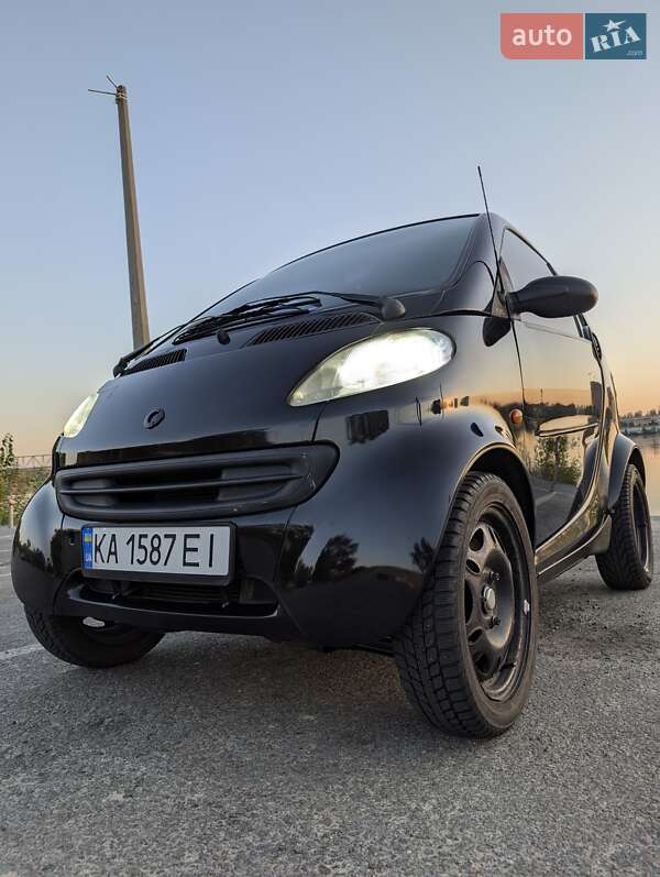2001 smart mc 01